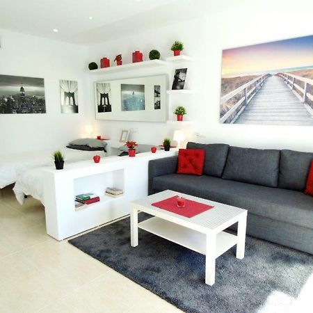 פואנגירולה Appartement 1St Lign On The Beach מראה חיצוני תמונה