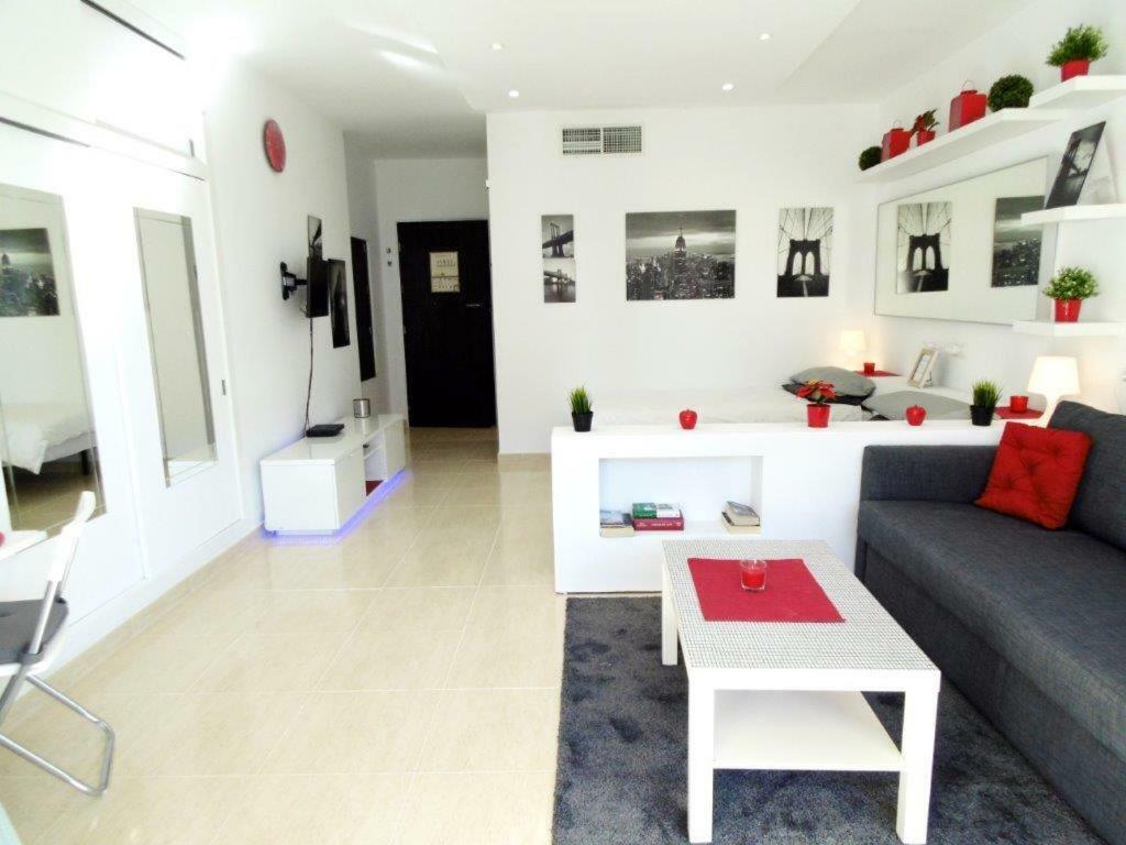 פואנגירולה Appartement 1St Lign On The Beach מראה חיצוני תמונה